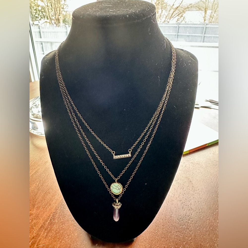 Chloe + Isabel Medina Convertible pendant. Multi-Layer Necklace